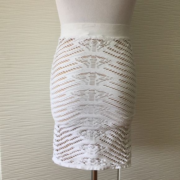 Bebe Cut Out Bodycon Skirt in White - Picture 3 of 7